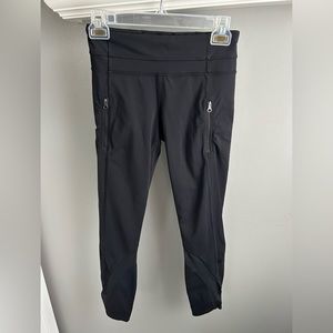 Lululemon Black Leggings, cropped, size 4